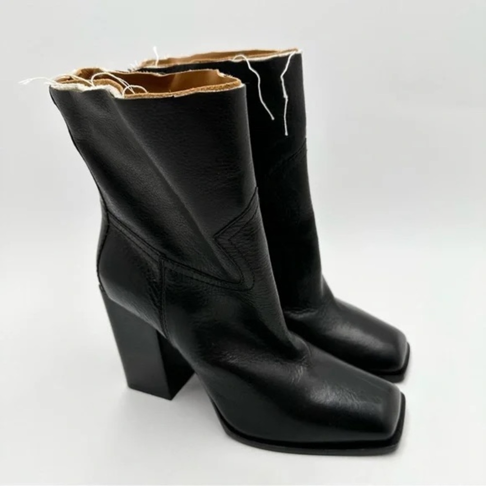 Saint Laurent Black Heeled Western-Contemporary Boots